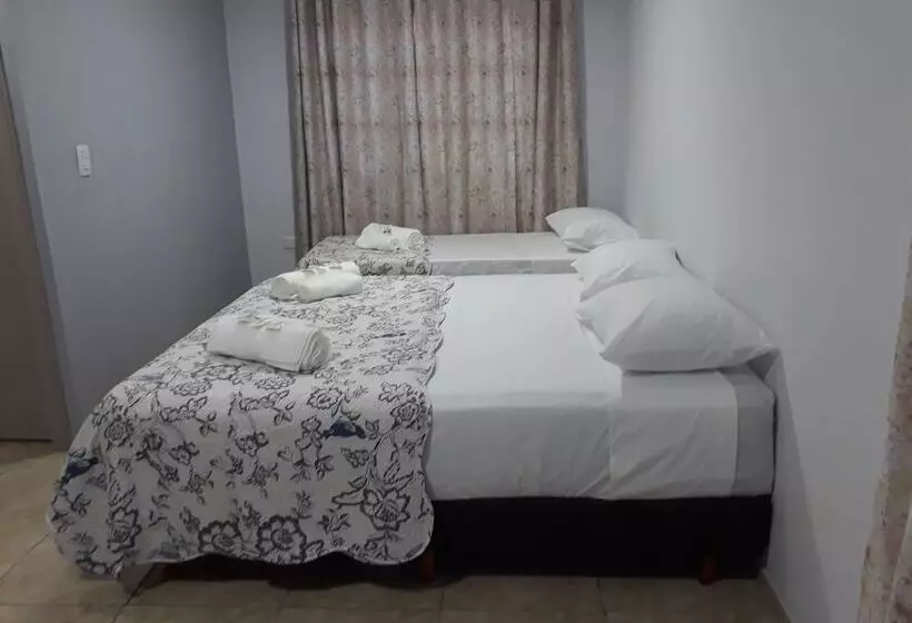 ホテル Caminito Del Iguazu