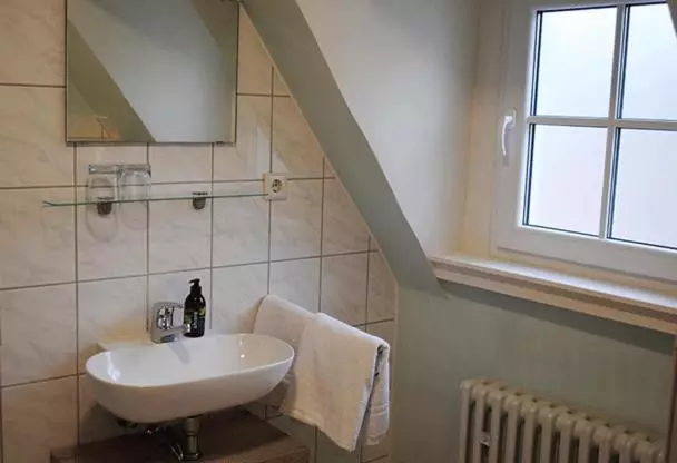 ベッドアンドブレックファースト Gästehaus Weingut Schier Im Historischen Zehnthof