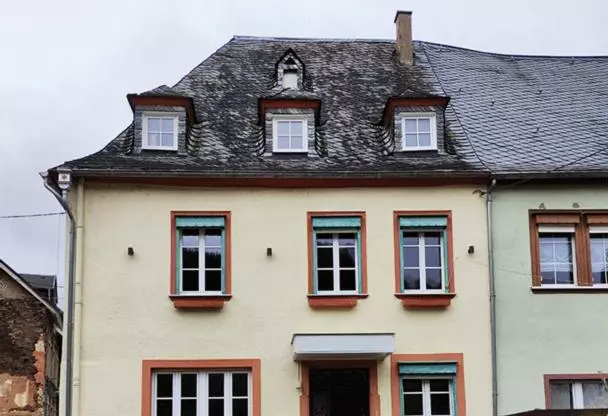 ベッドアンドブレックファースト Gästehaus Weingut Schier Im Historischen Zehnthof