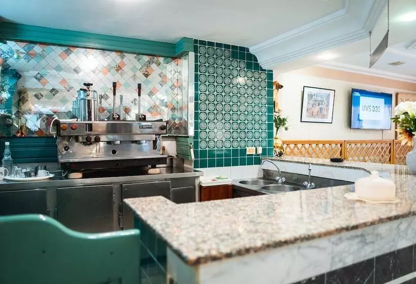 هتل Hôtel Résidence Monia