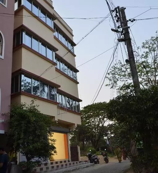 ペンション Eco Corporate Inn