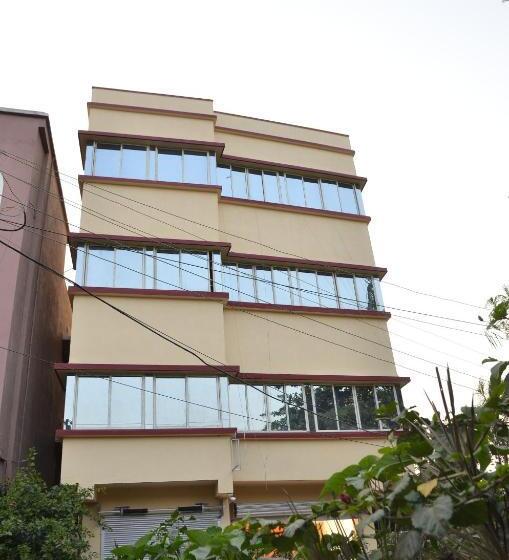 ペンション Eco Corporate Inn