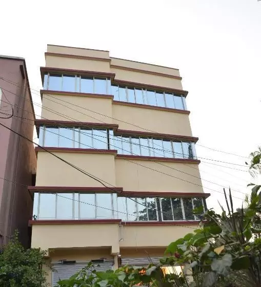 ペンション Eco Corporate Inn