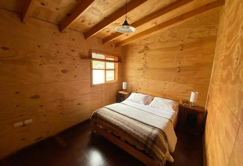 ペンション Hostal Palafito Waiwen