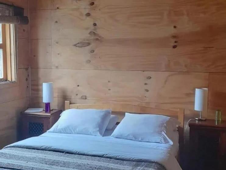 ペンション Hostal Palafito Waiwen