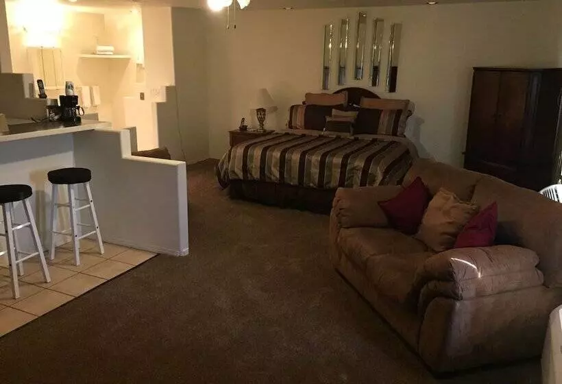 Hotelli Lovington Inn