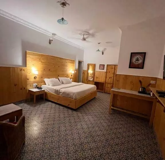 ホテル Saina Inn