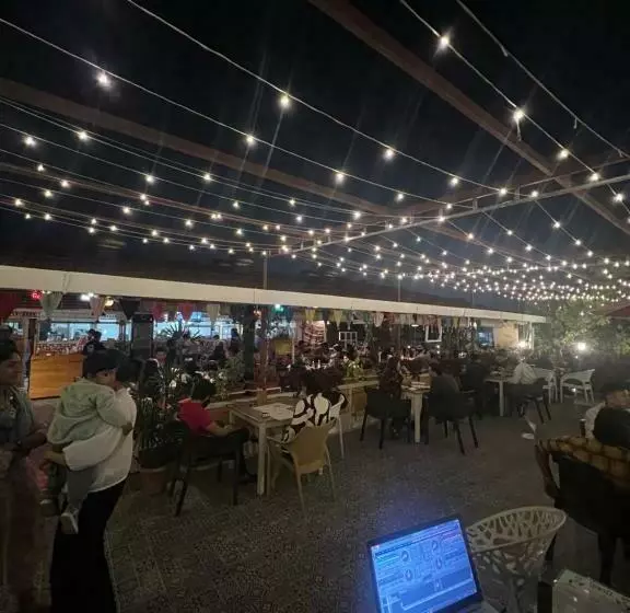 ホテル Saina Inn