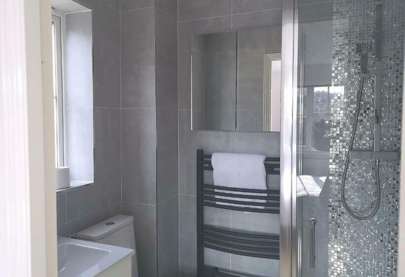 펜션 Luxury Superking Or Standard Or Budget Rooms