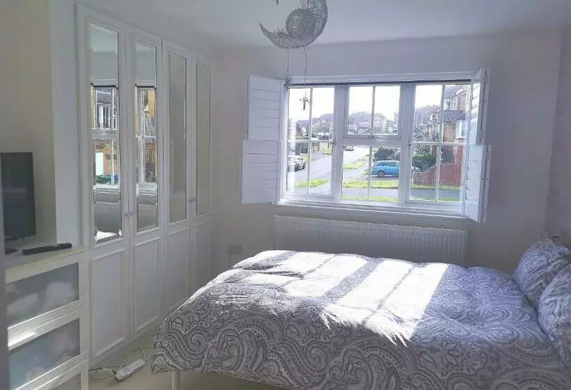 Majatalo Luxury Superking Or Standard Or Budget Rooms