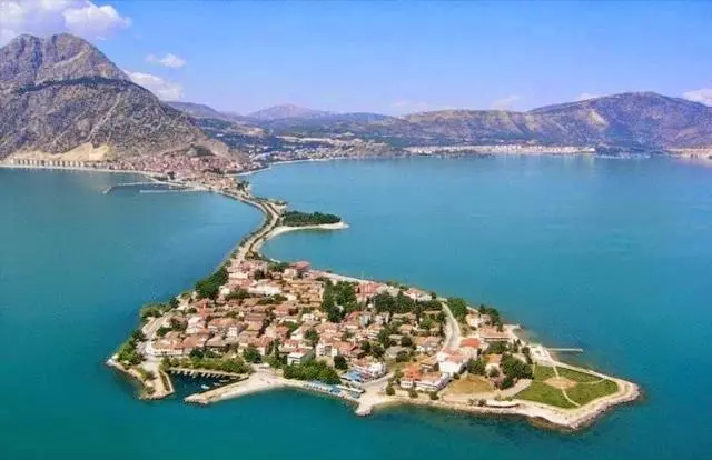 ベッドアンドブレックファースト Ali S Pension