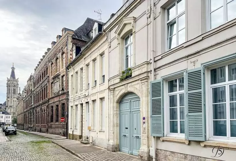 Aamiaismajoitus (B&B) La Demeure Numéro 5