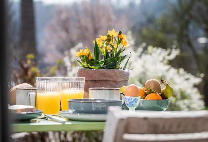 Aamiaismajoitus (B&B) Le Garage