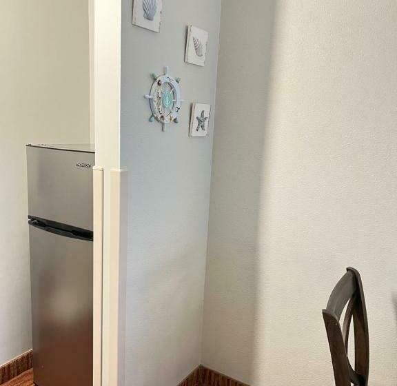 هتل Landmark Resort Interior Balcony