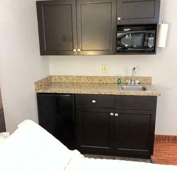 هتل Landmark Resort Interior Balcony