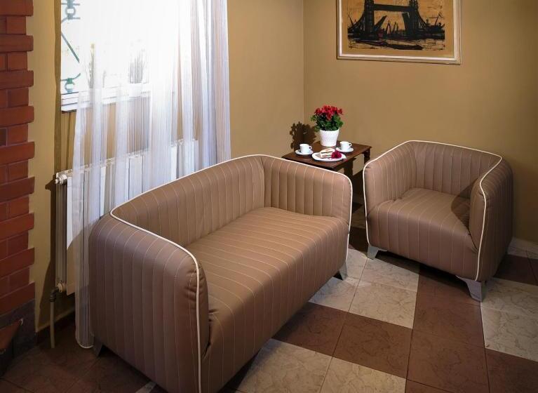 호텔 The White House Plovdiv