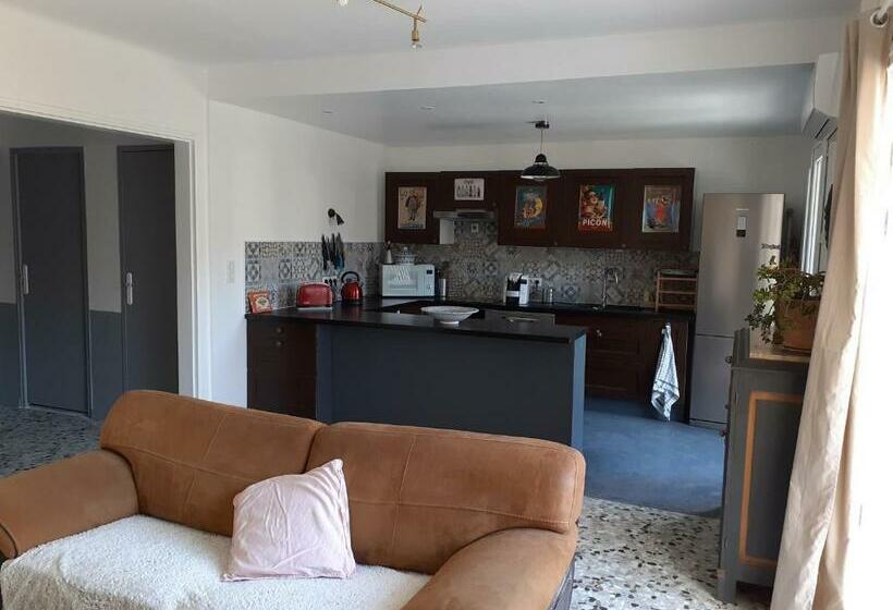 پانسیون Alfred  S Home