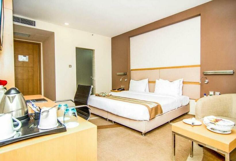 پانسیون Room In Bb   Prideinn Azure Hotel Nairobi 3