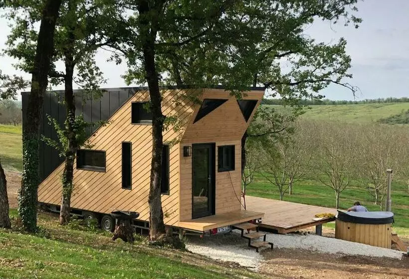 ベッドアンドブレックファースト Tiny House Et Bain Nordique à La Ferme