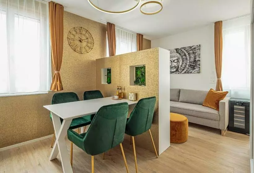 Eh Apartments Merkur