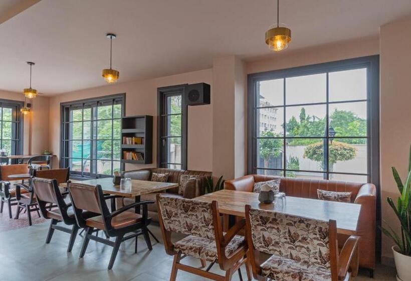 Hotel Treebo Premium Baramasi By Jai Club Prime