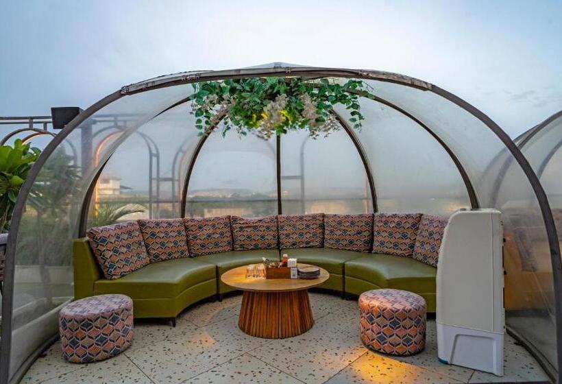 Hotel Treebo Premium Baramasi By Jai Club Prime