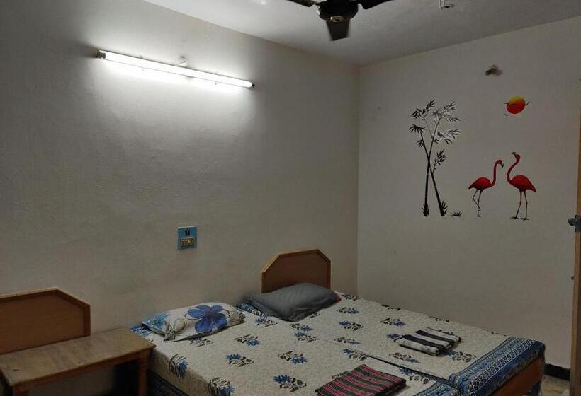 Szálloda Daya Dharma Residency