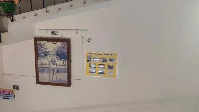 Hotelli Daya Dharma Residency