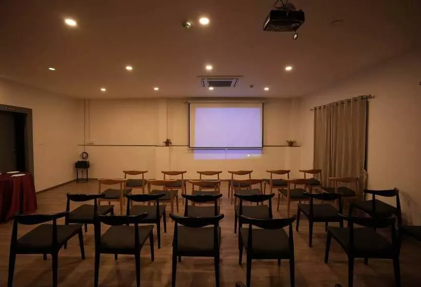 Hotelli Grand Ganpat