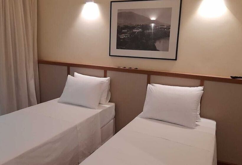 בית מלון כפרי Porto Do Ribeirão