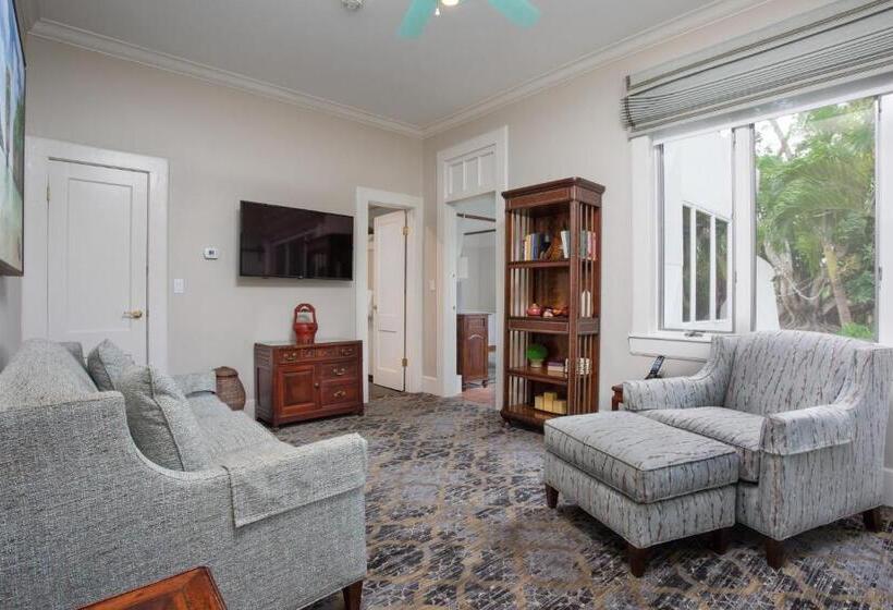 酒店 Shangrila Springs