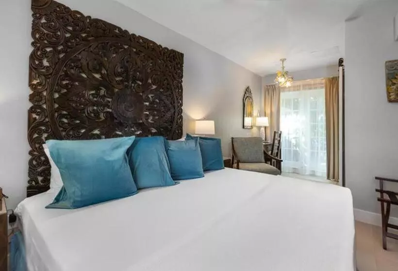 Hotelli Shangrila Springs