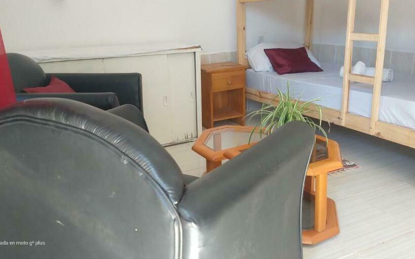 Pension Hostel Damaris