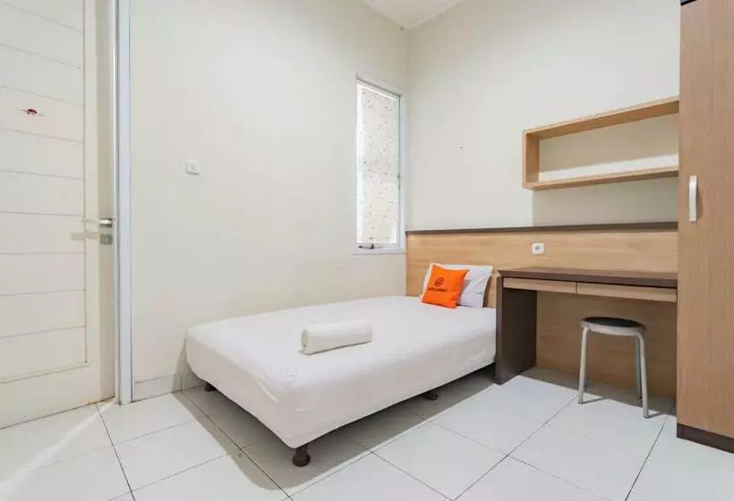 Hotelli Koolkost Syariah Near Alun Alun Tasikmalaya