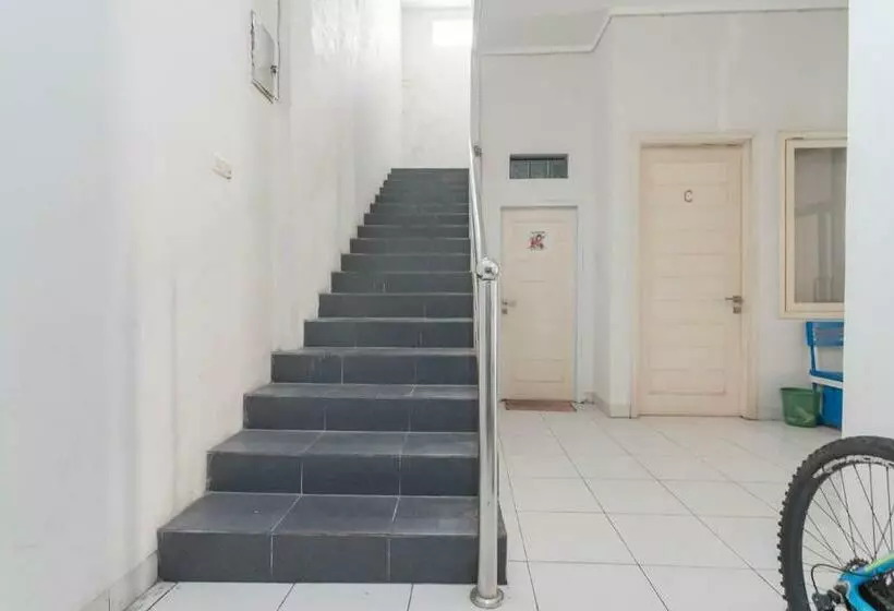 Hotelli Koolkost Syariah Near Alun Alun Tasikmalaya