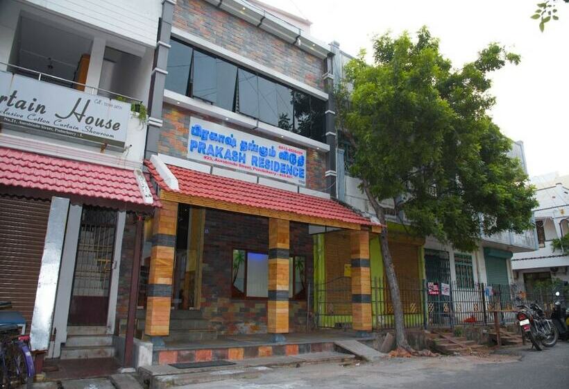 هتل Prakash Residence