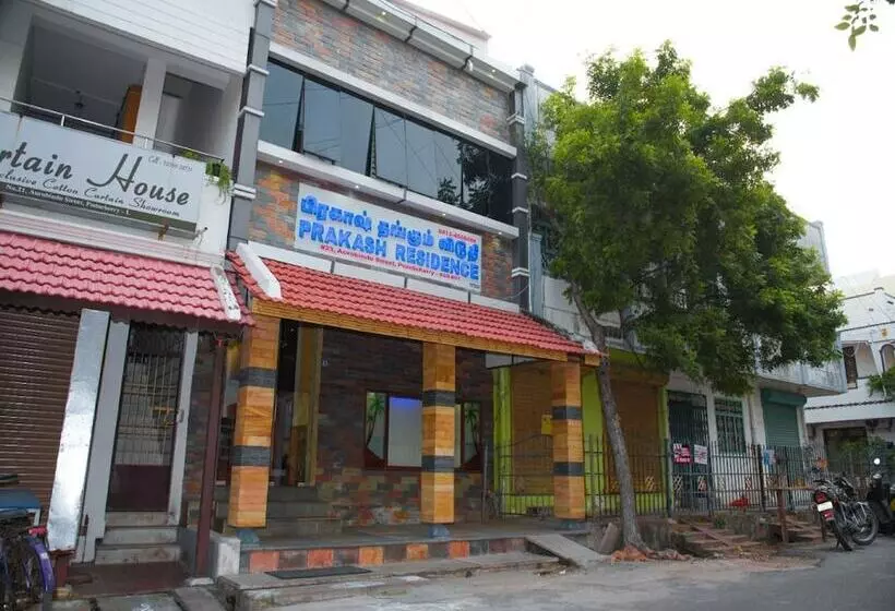 هتل Prakash Residence