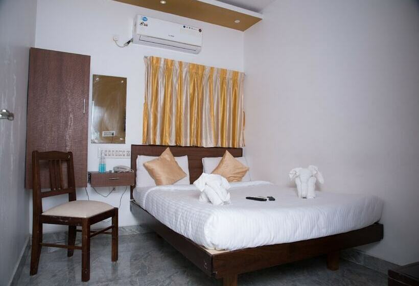 هتل Prakash Residence