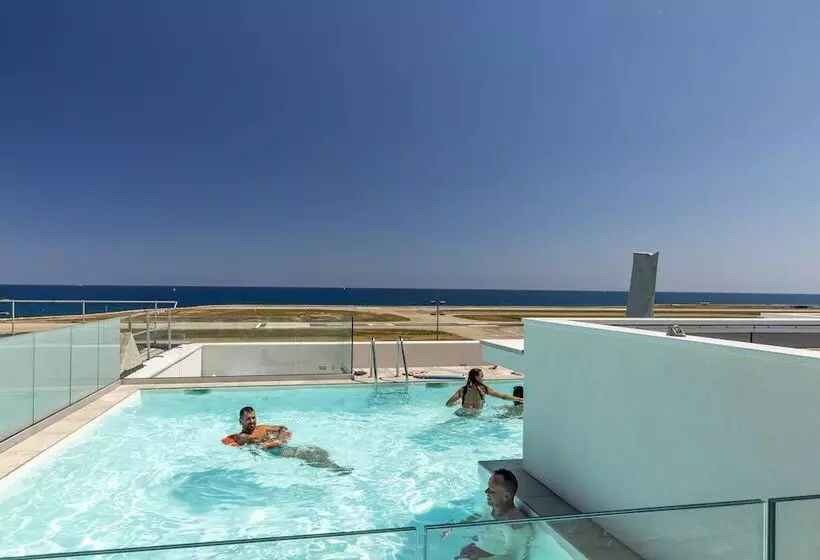 Nemea Appart Hotel Nice Arenas Aéroport