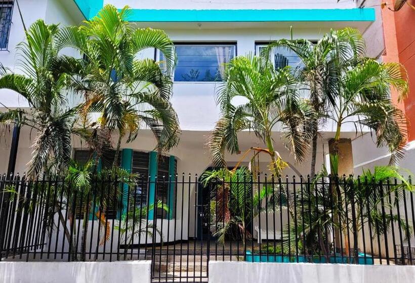 Puerta Aqua By La Puerta Hostels