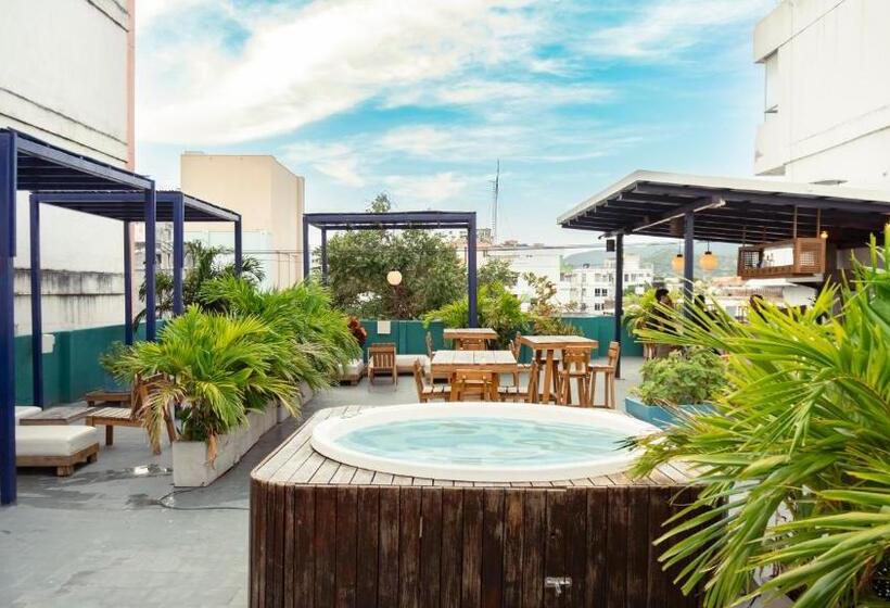 Puerta Aqua By La Puerta Hostels