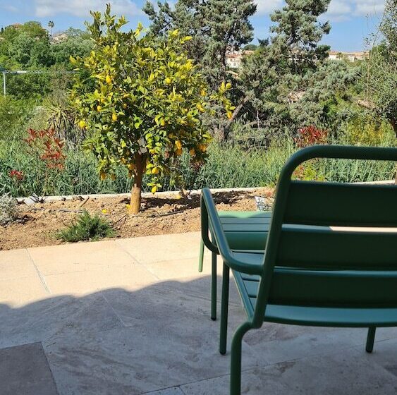 مبيت وإفطار Villa Martinus