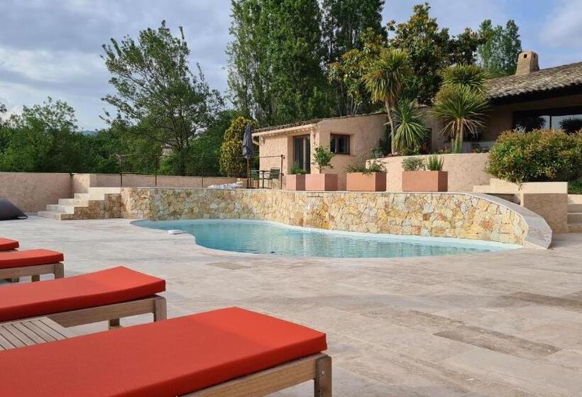 مبيت وإفطار Villa Martinus