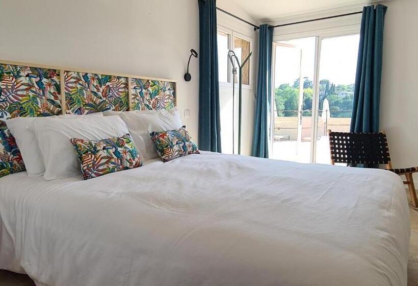 مبيت وإفطار Villa Martinus