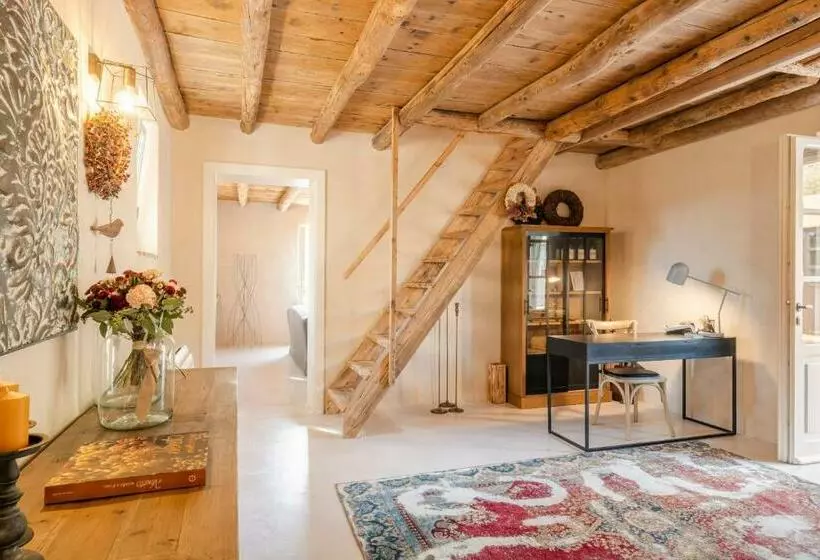ホテル Agriturismo Monte Bisson