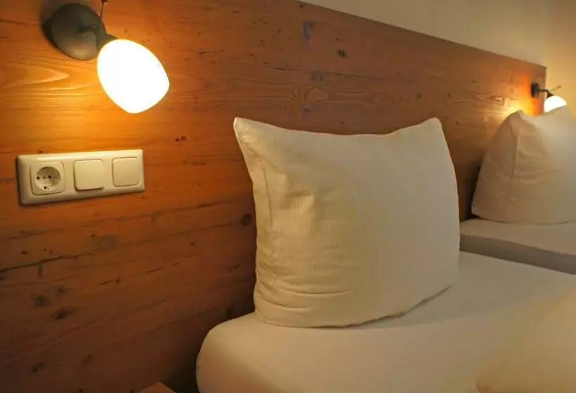 Hotelli Heimfeld Restaurant Cafe