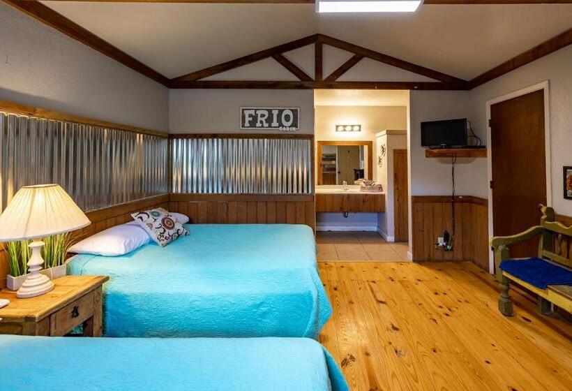 酒店 The Historic Leakey Inn