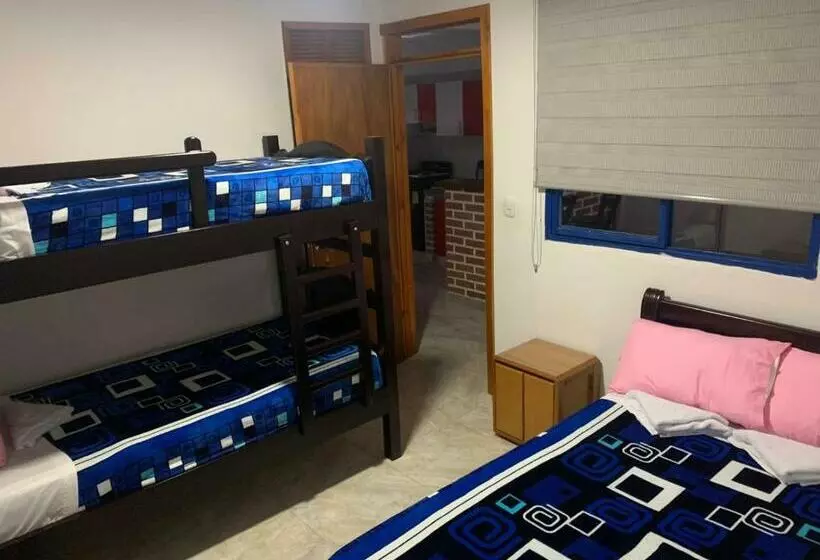 Majatalo Hostal La Luz De La Colina