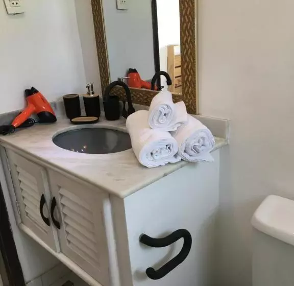 Majatalo Villa Rustica Praia Dos Anjos