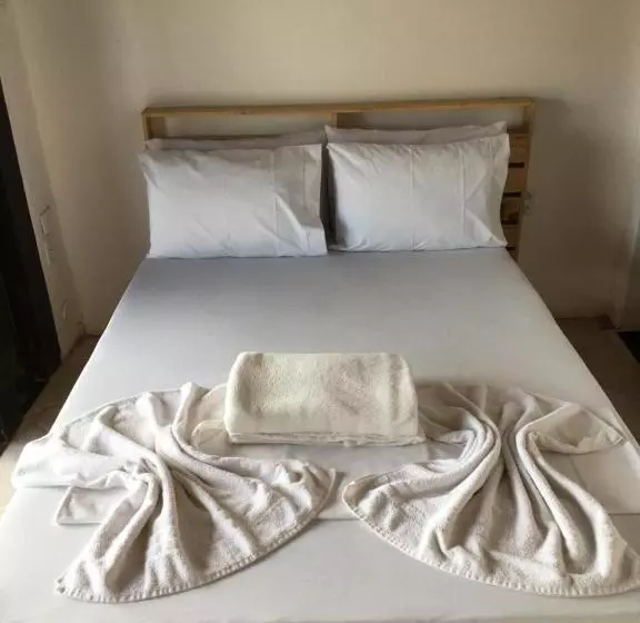 Majatalo Villa Rustica Praia Dos Anjos